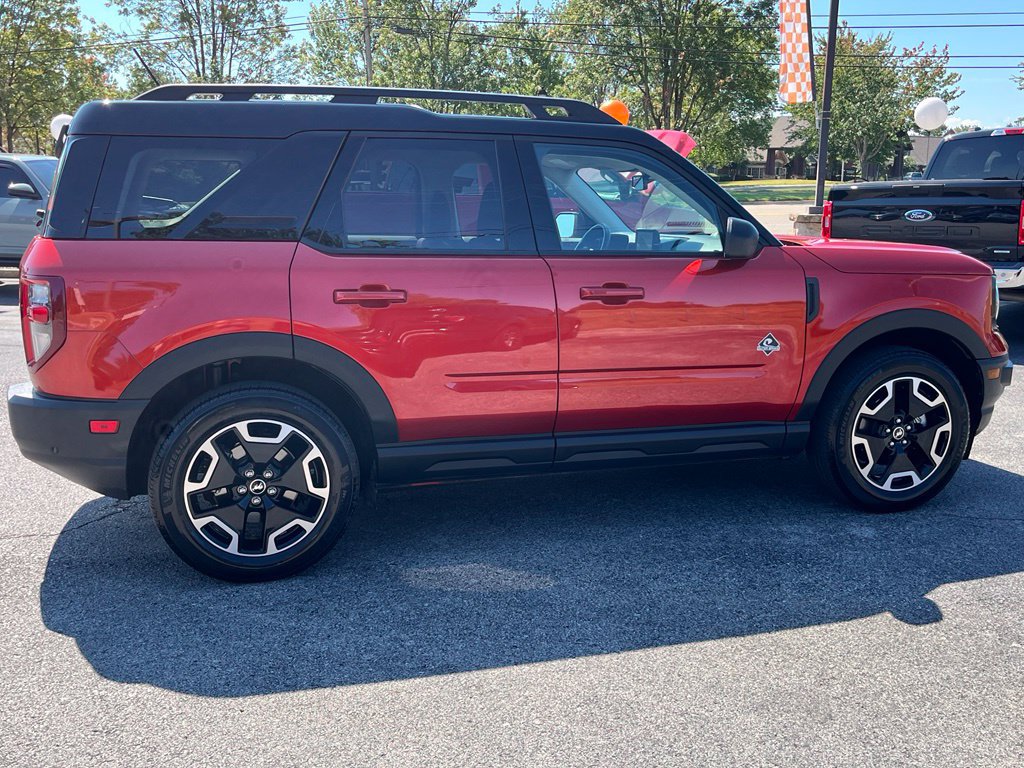 Used 2024 Ford Bronco Sport Outer Banks w/ Tech Package AWD/4WD image 13