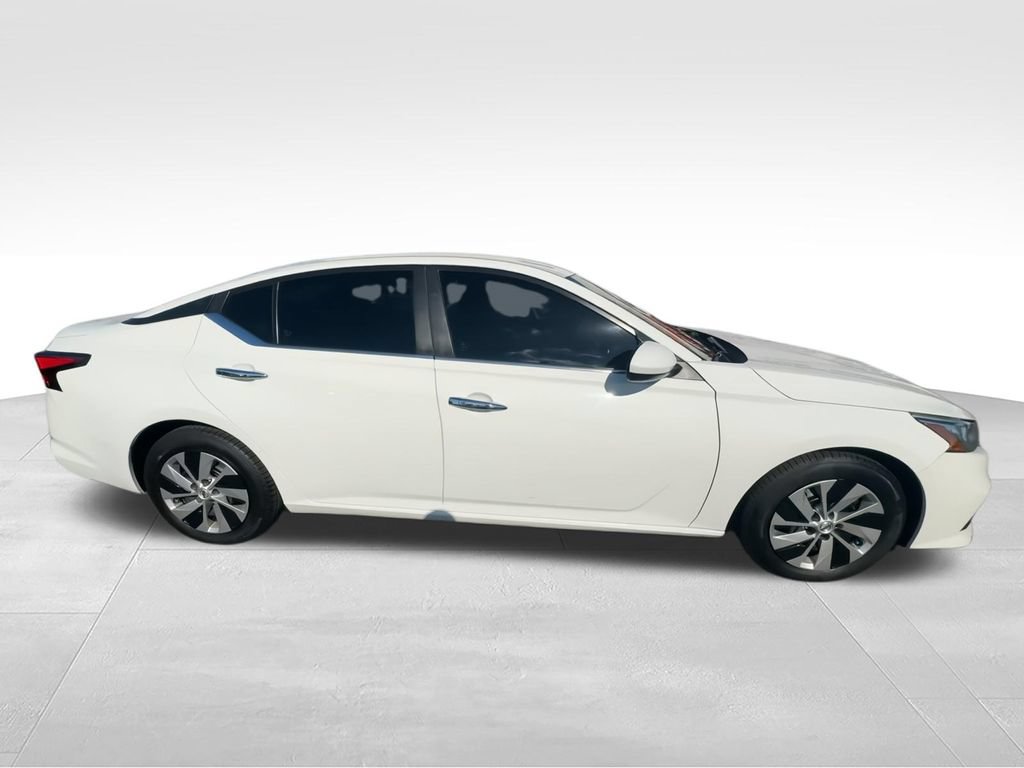 Used 2020 Nissan Altima 2.5 S FWD image 9