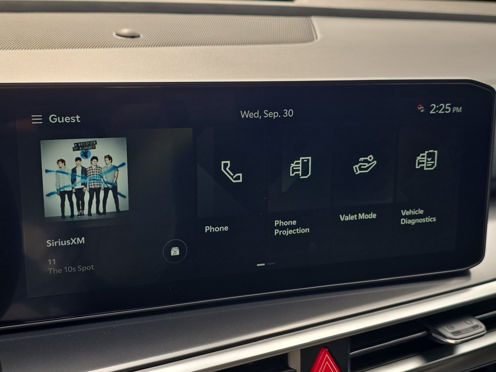 New 2026 Kia Sorento LX FWD image 23