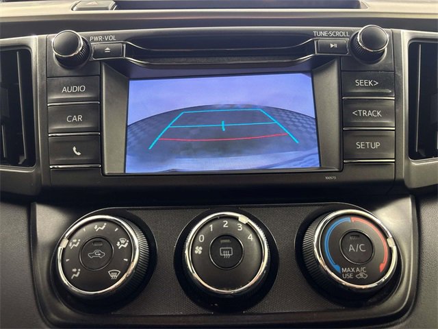 Used 2018 Toyota RAV4 LE image 33