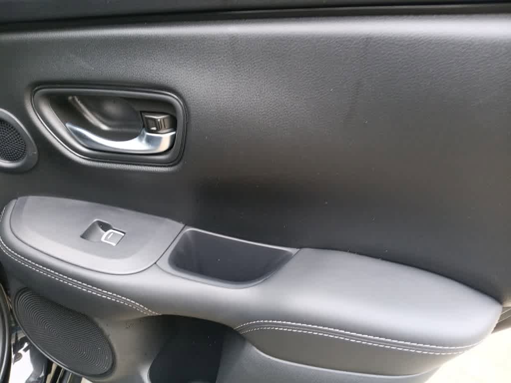 Used 2025 Acura ADX AWD image 22