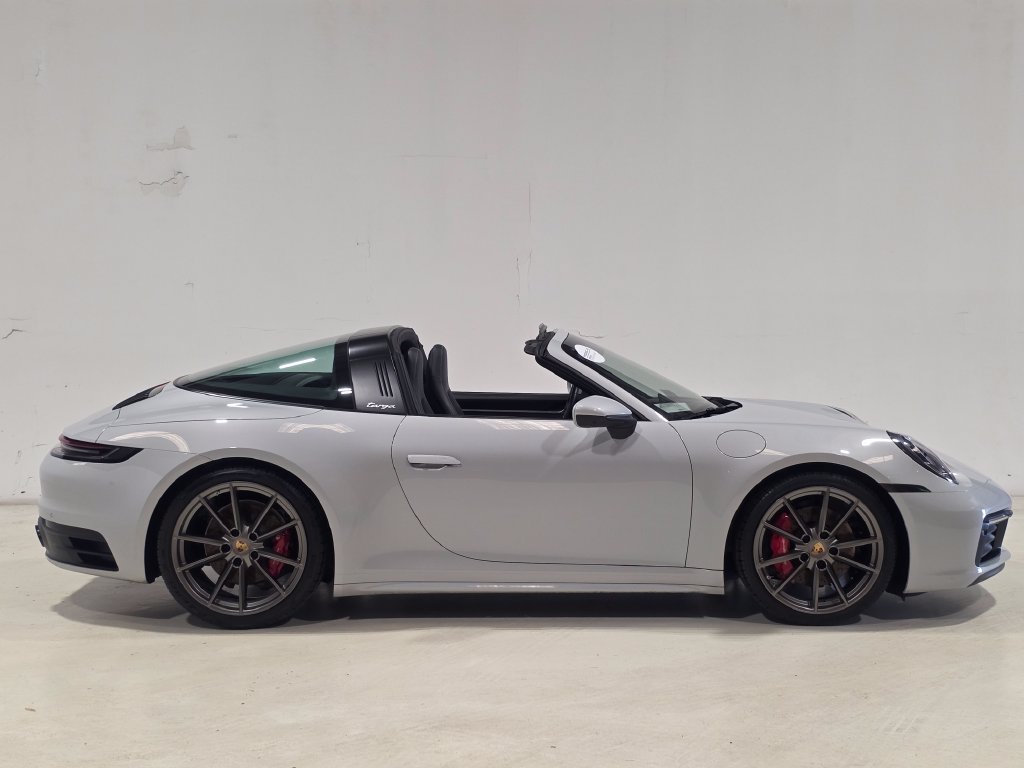 Certified 2024 Porsche 911 Targa 4S AWD/4WD image 6