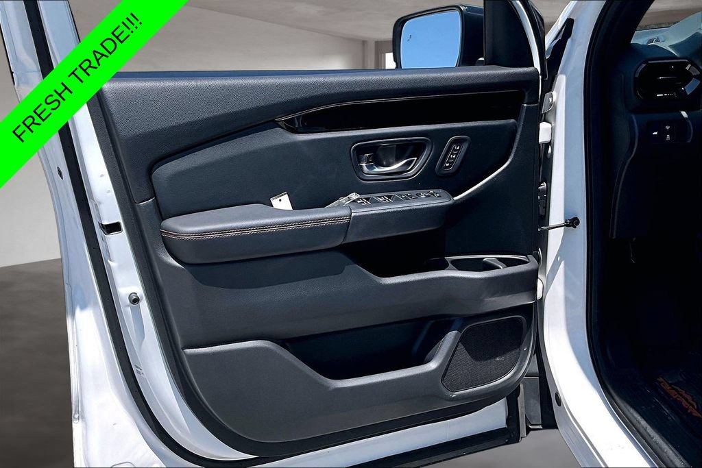 Certified 2024 Honda Pilot TrailSport image 19