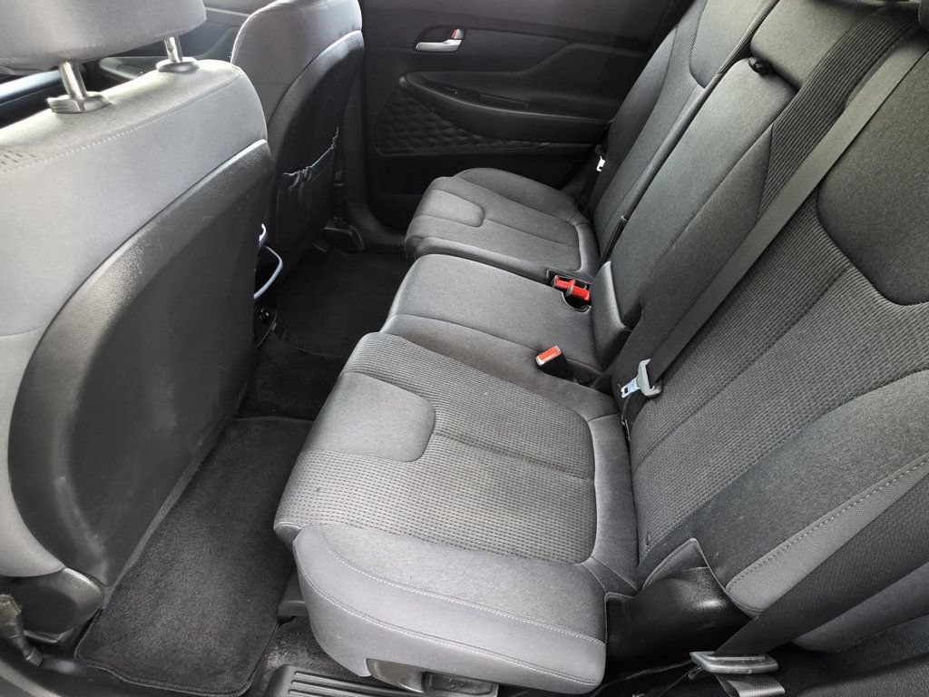 Used 2020 Hyundai Santa Fe SEL FWD image 8