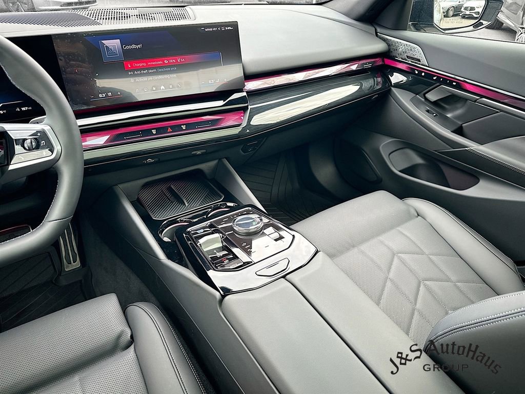 Used 2024 BMW i5 M60 w/ Premium Package image 30