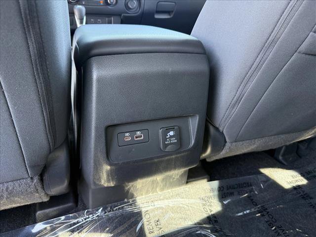 Used 2024 Nissan Frontier S w/ Technology Package image 22