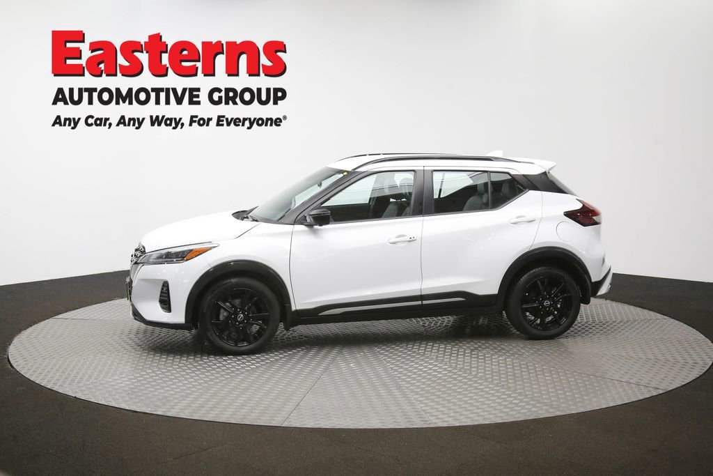 Used 2023 Nissan Kicks SR w/ SR Premium Package image 60