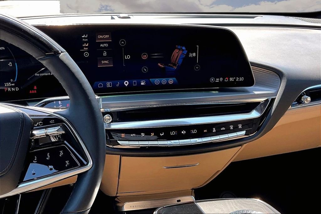 Certified 2024 Cadillac Lyriq Luxury w/ Nappa Leather Package image 9