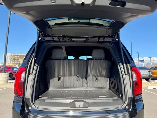 Used 2025 GMC Yukon Denali image 12