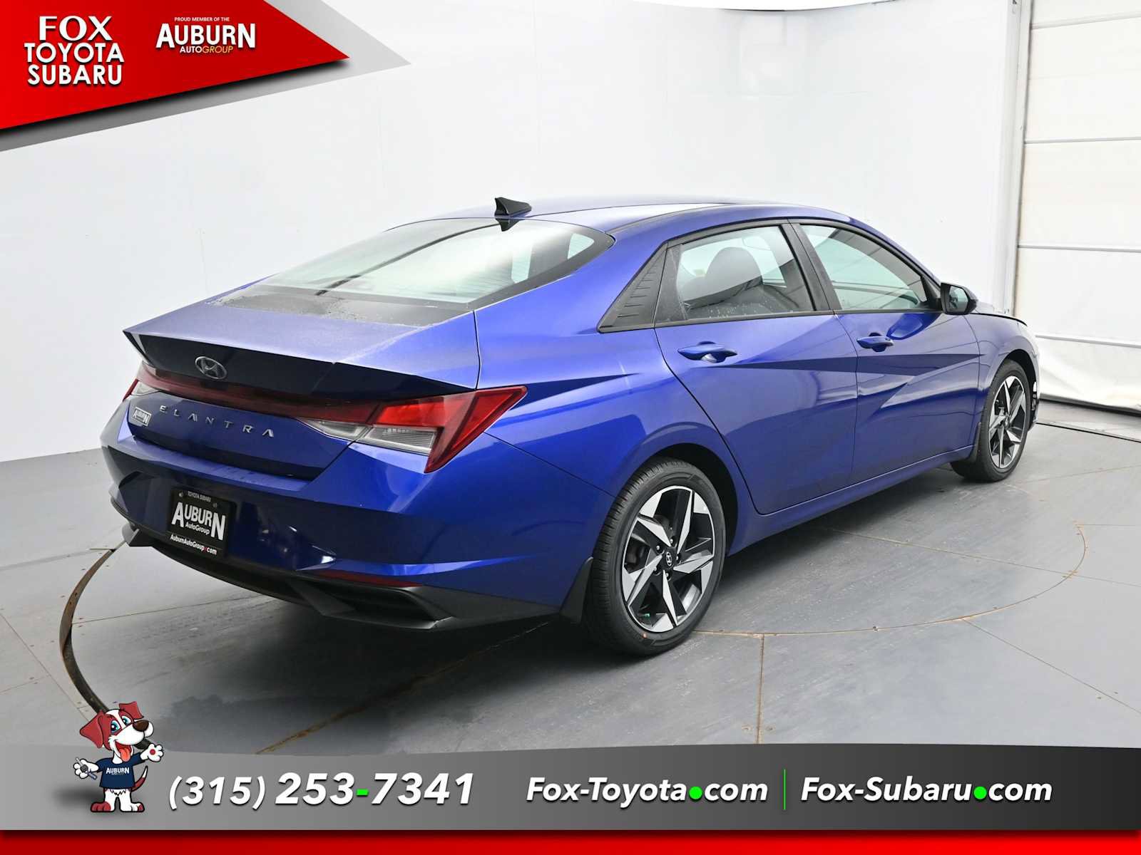 Used 2023 Hyundai Elantra SEL w/ Convenience Package FWD image 14