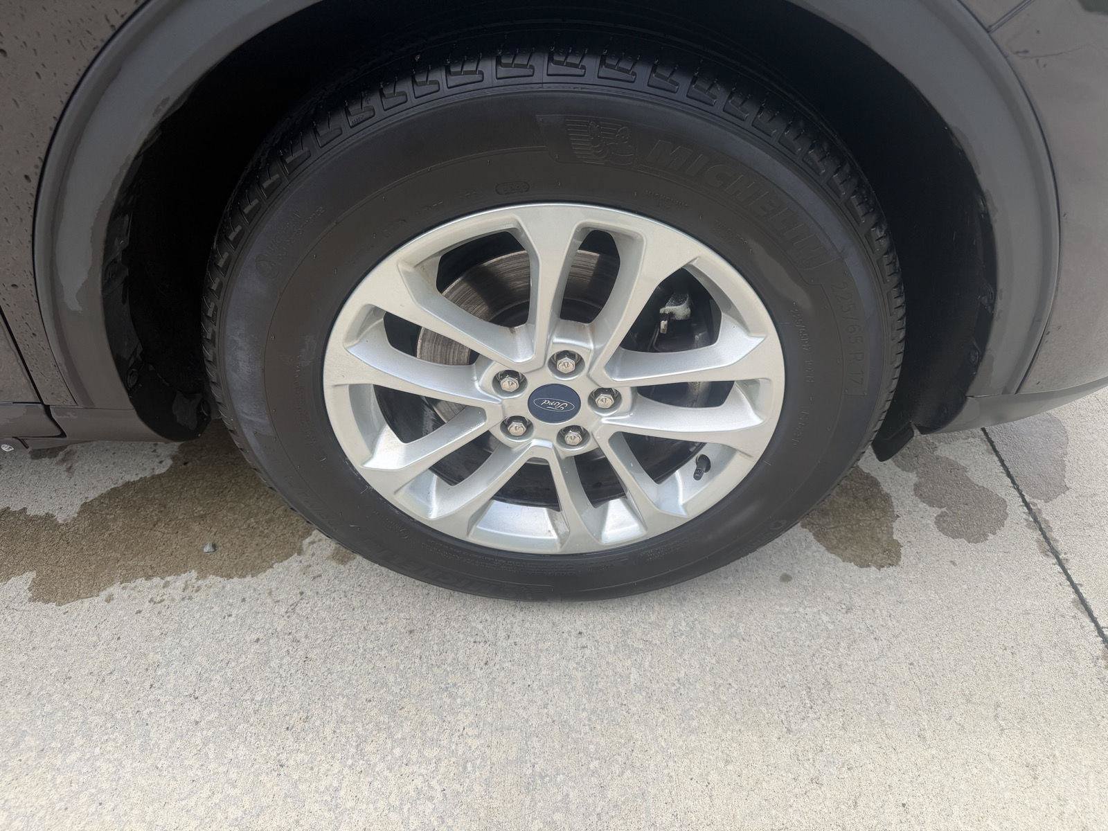 Used 2022 Ford Escape SE w/ Cold Weather Package FWD image 29