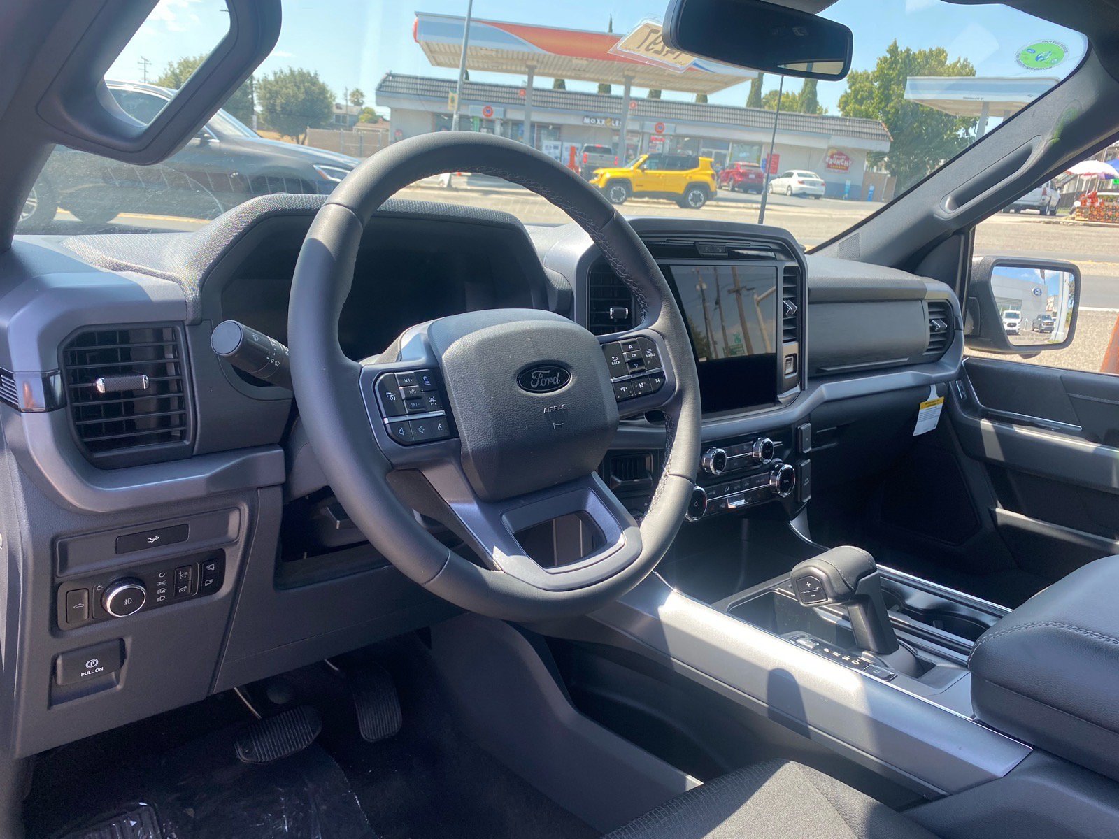 New 2026 Ford F150 XLT w/ Equipment Group 302A MID AWD/4WD image 23