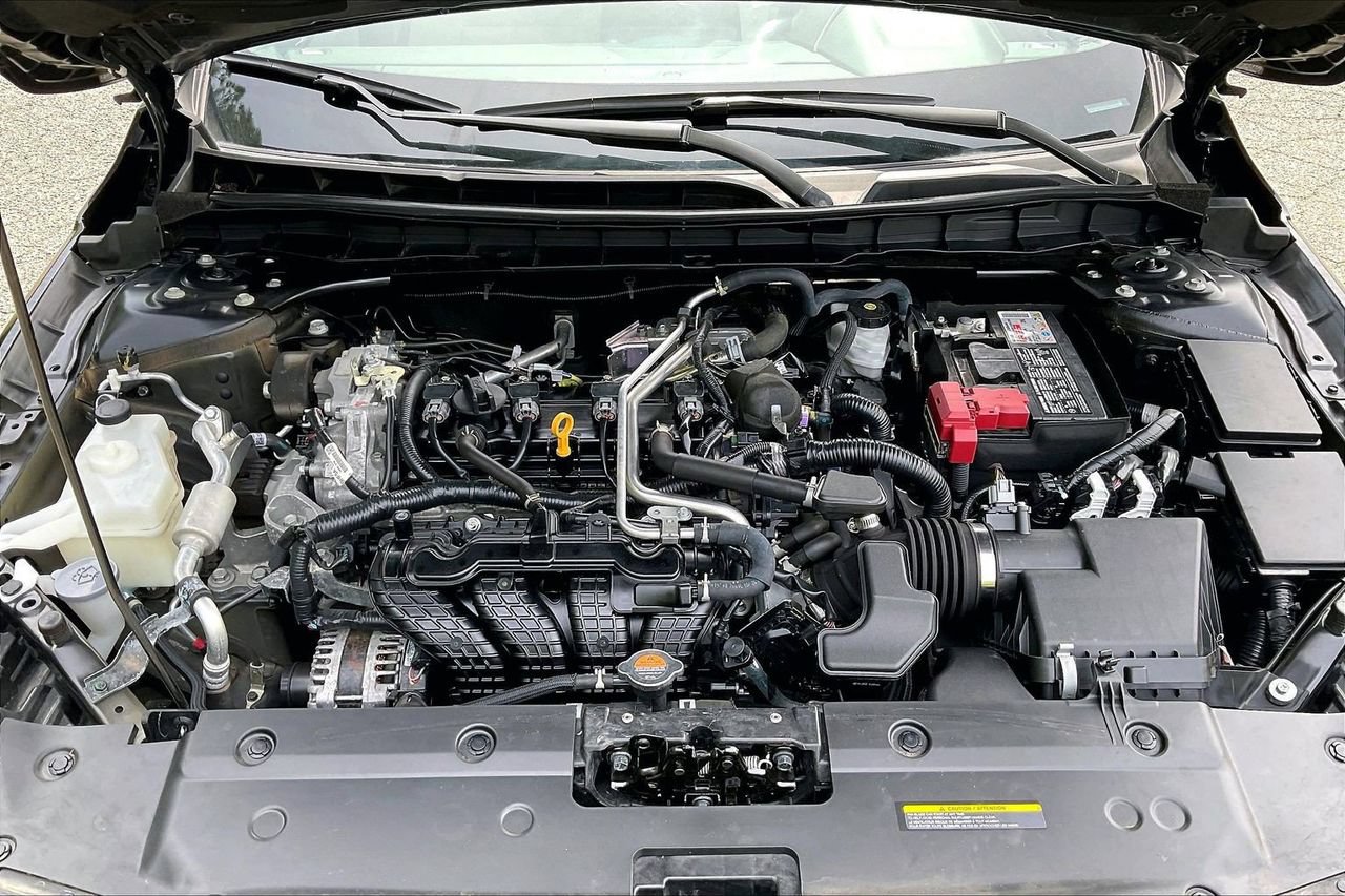 Used 2025 Nissan Altima 2.5 SV FWD image 35