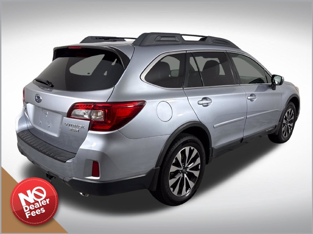 Used 2015 Subaru Outback 3.6R Limited AWD/4WD image 3
