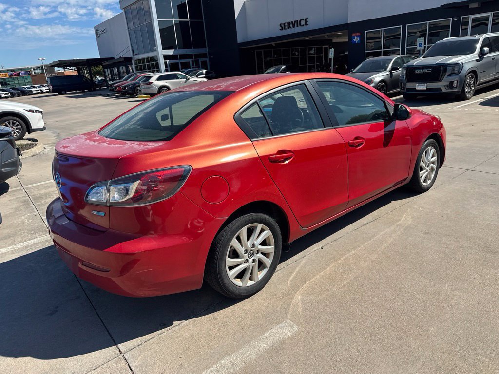 Used 2013 MAZDA MAZDA3 i Touring w/ Preferred Equipment Pkg FWD image 5