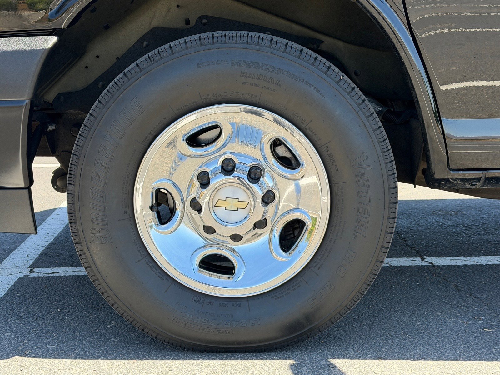 Used 2023 Chevrolet Express 3500 LS RWD image 11