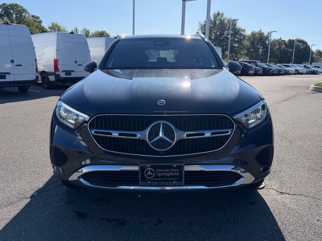 Used 2023 Mercedes-Benz GLC 300 4MATIC image 2