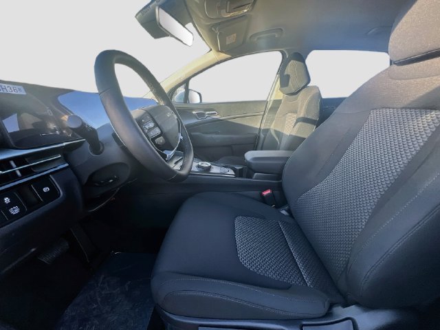 New 2027 Kia Sportage LX FWD image 19