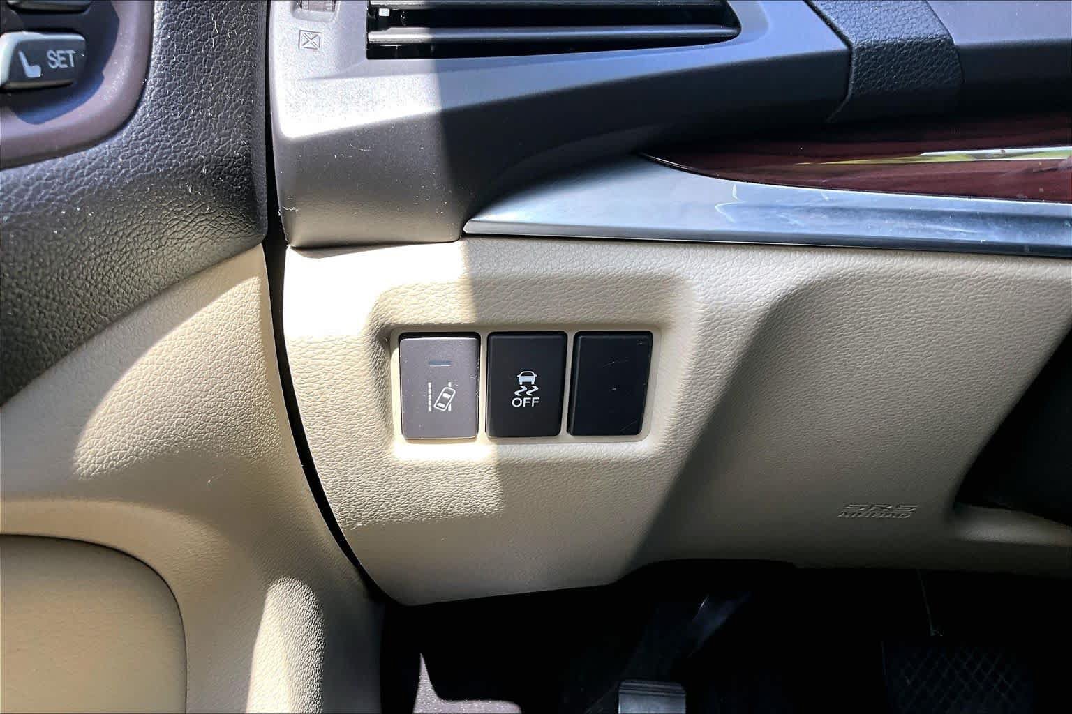 Used 2016 Acura MDX SH-AWD w/ Technology Package image 33