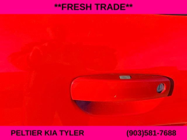 Used 2022 Dodge Challenger GT image 6