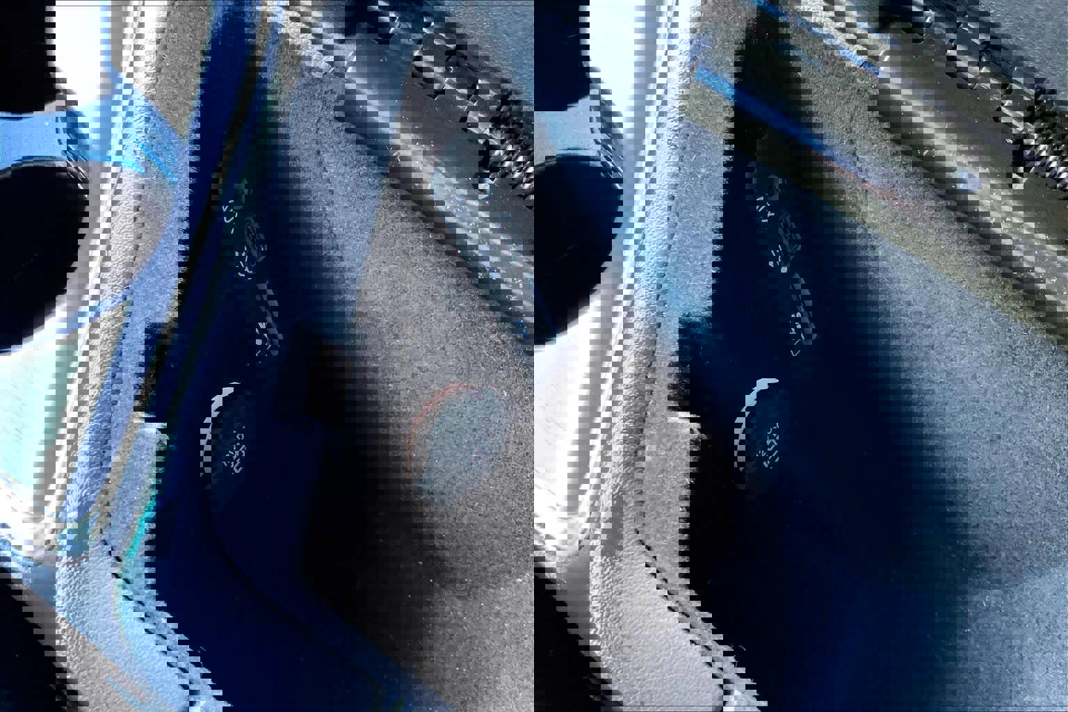 Used 2016 Dodge Challenger SXT image 35