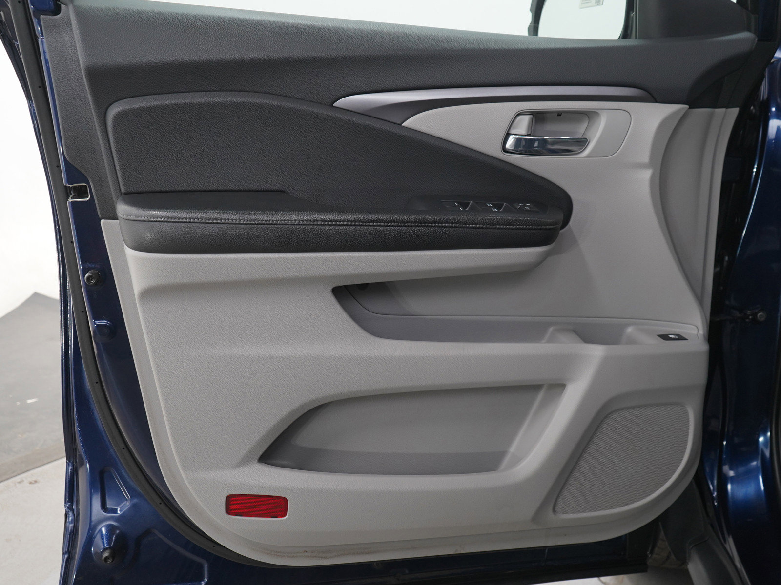 Used 2017 Honda Ridgeline RTL-T image 20