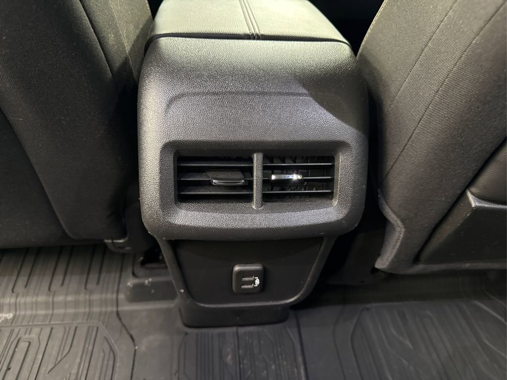 Used 2021 GMC Terrain SLE w/ Driver Convenience Package image 32