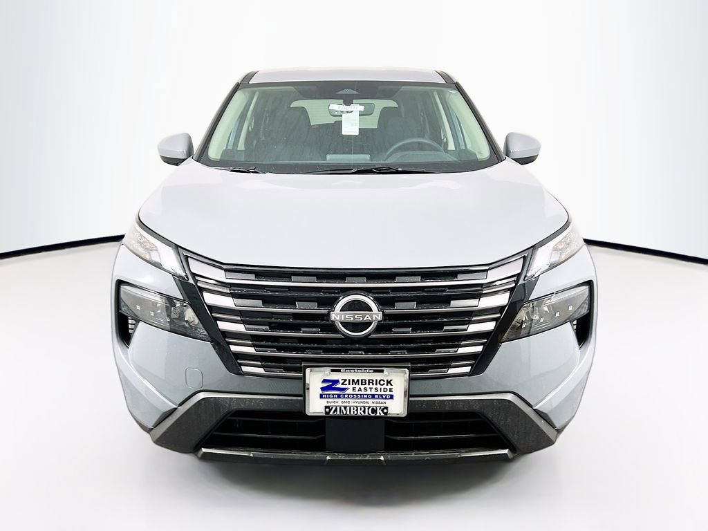 New 2026 Nissan Rogue SV image 2