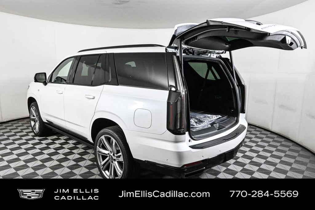 Certified 2025 Cadillac Escalade Sport Platinum w/ LPO, Floor Liner Package image 38