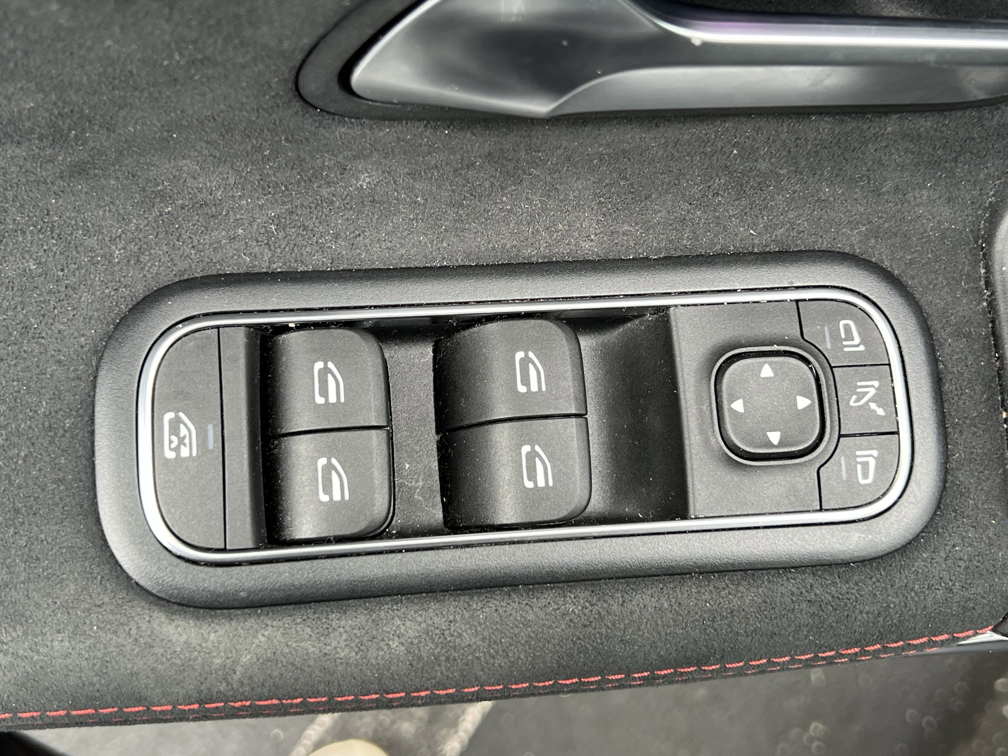 Used 2024 Mercedes-Benz CLA 250 image 15