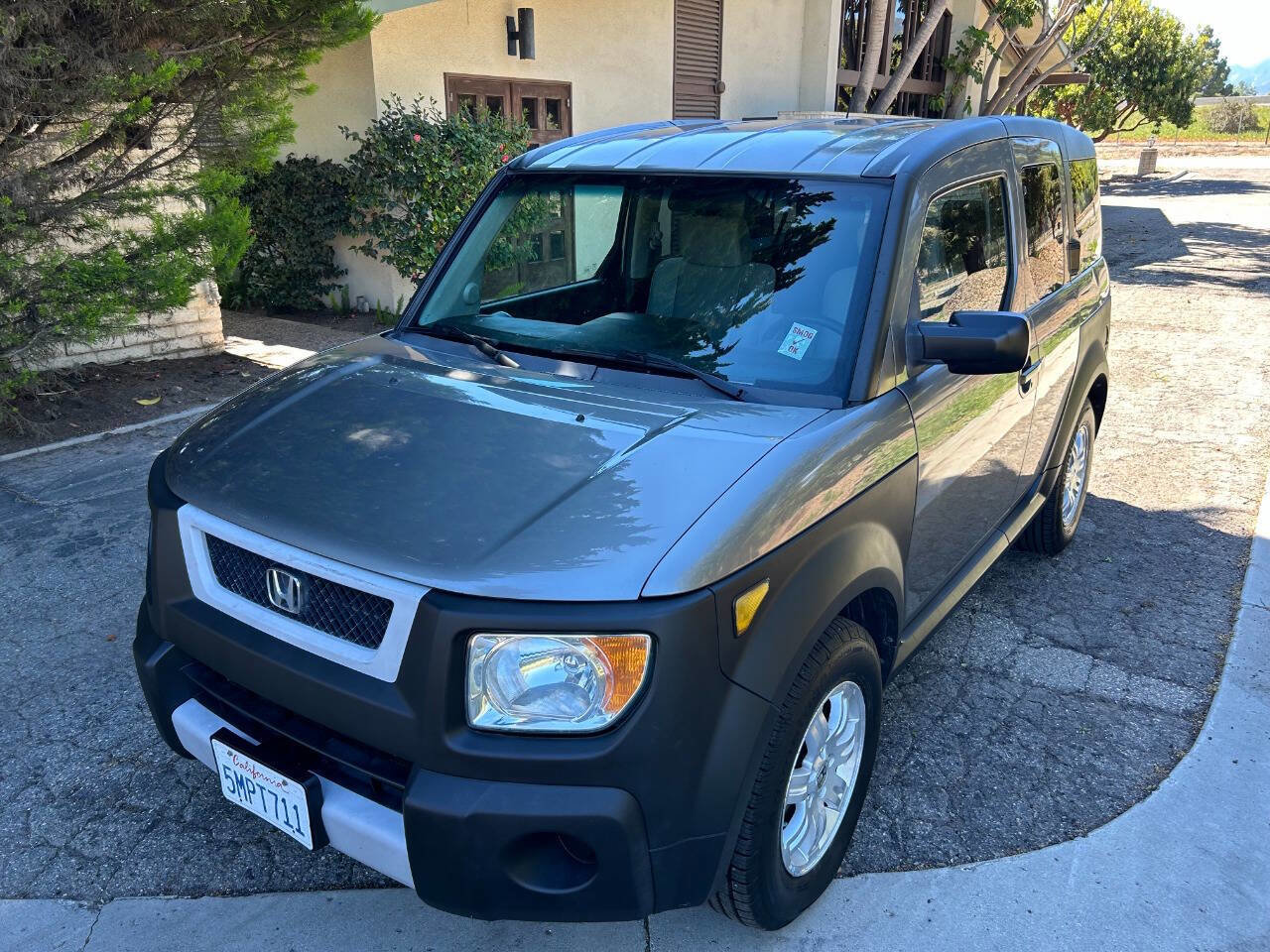 Used 2005 Honda Element EX image 3