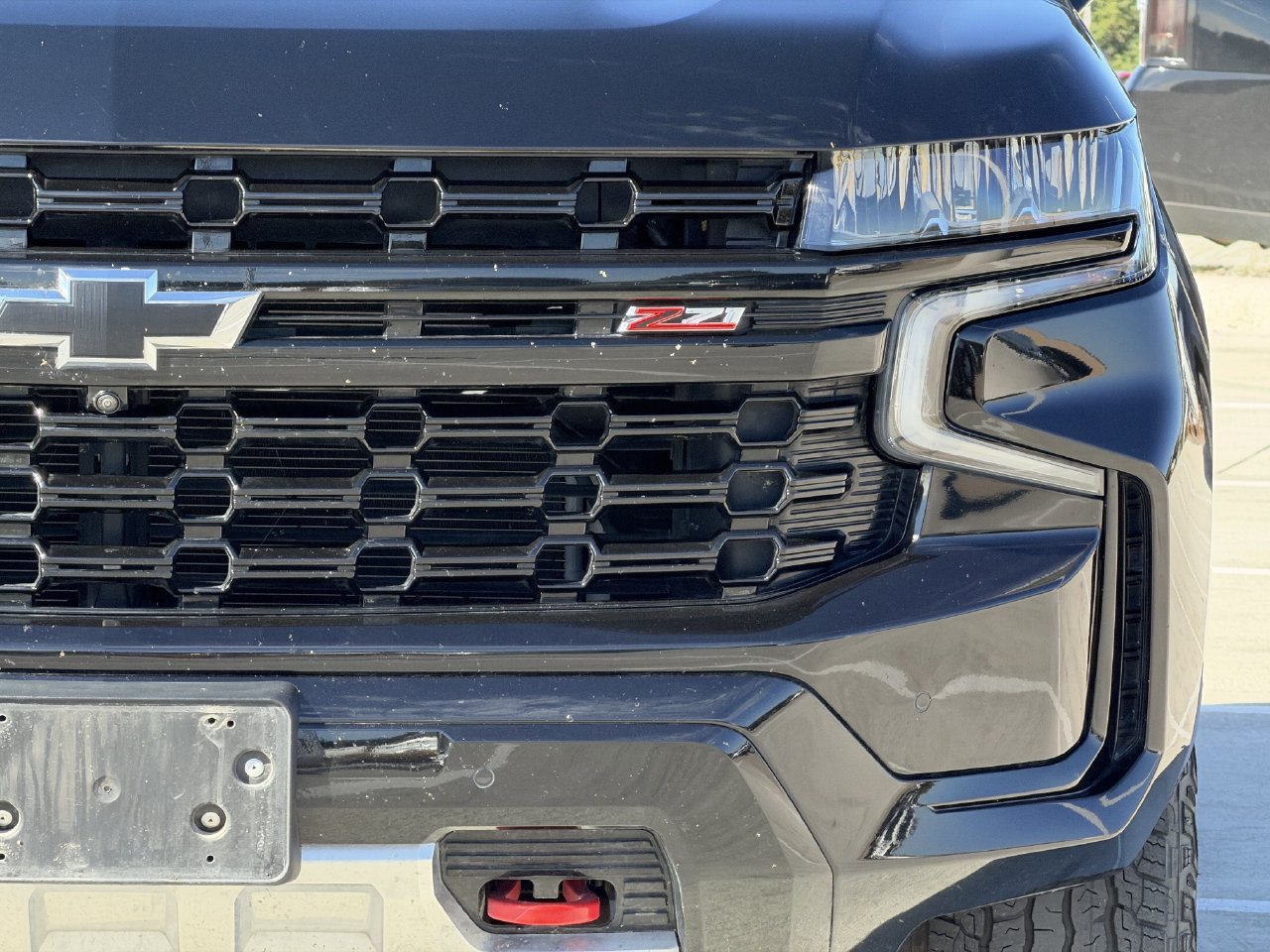 Used 2024 Chevrolet Suburban Z71 w/ Z71 Off-Road Package AWD/4WD image 8