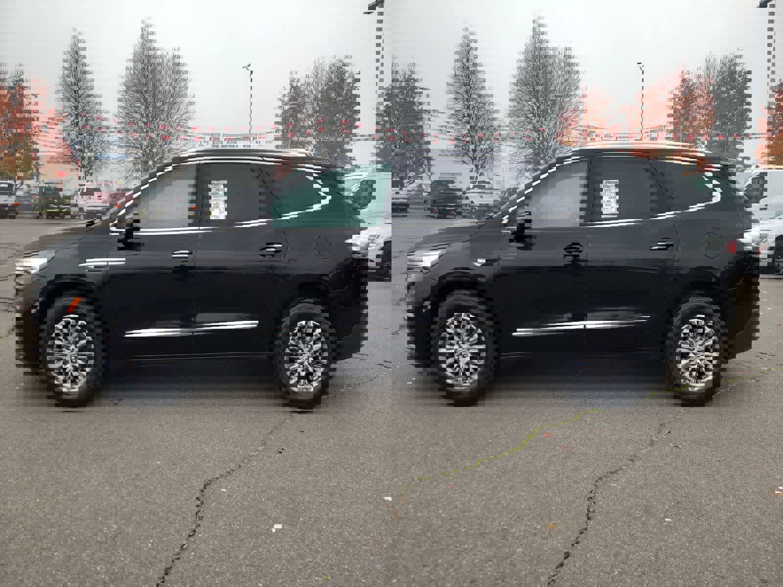 Used 2024 Buick Enclave Premium image 11