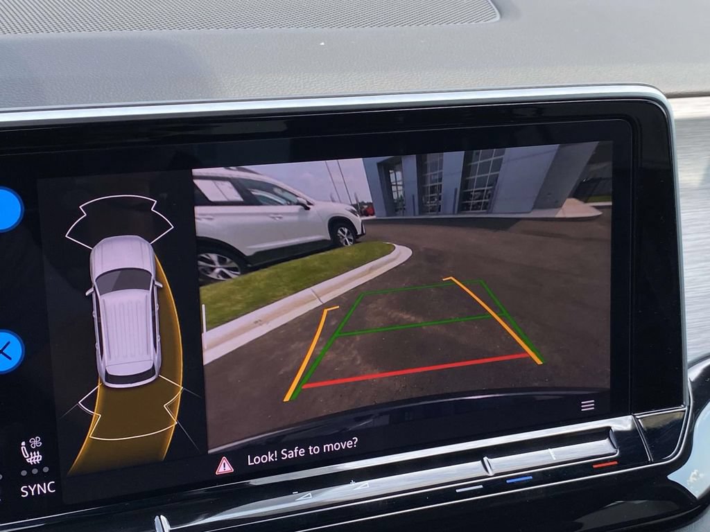 Used 2026 Volkswagen Atlas Cross Sport SE FWD image 27