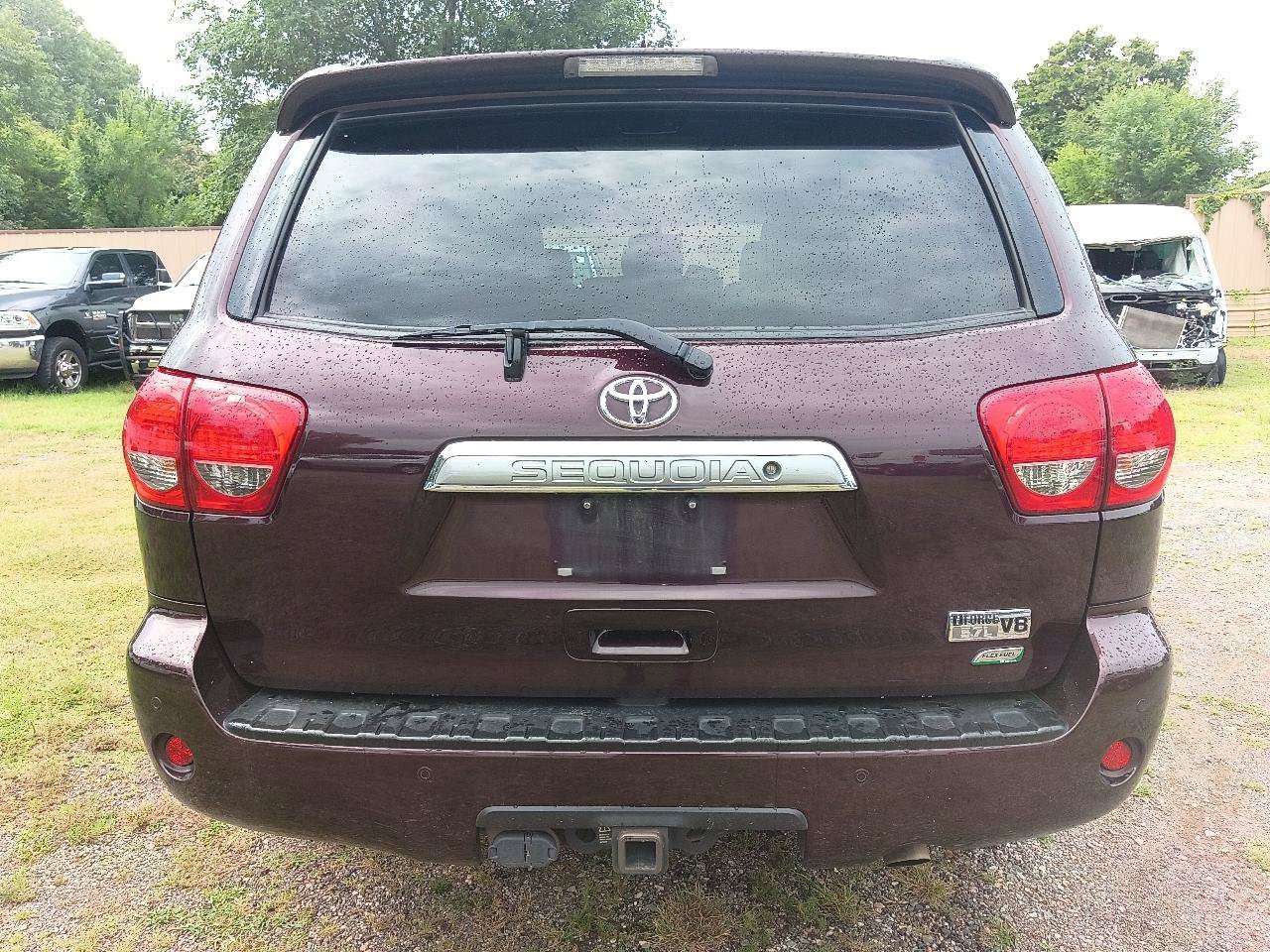 Used 2017 Toyota Sequoia Limited w/ Safety & Convenience Package AWD/4WD image 6