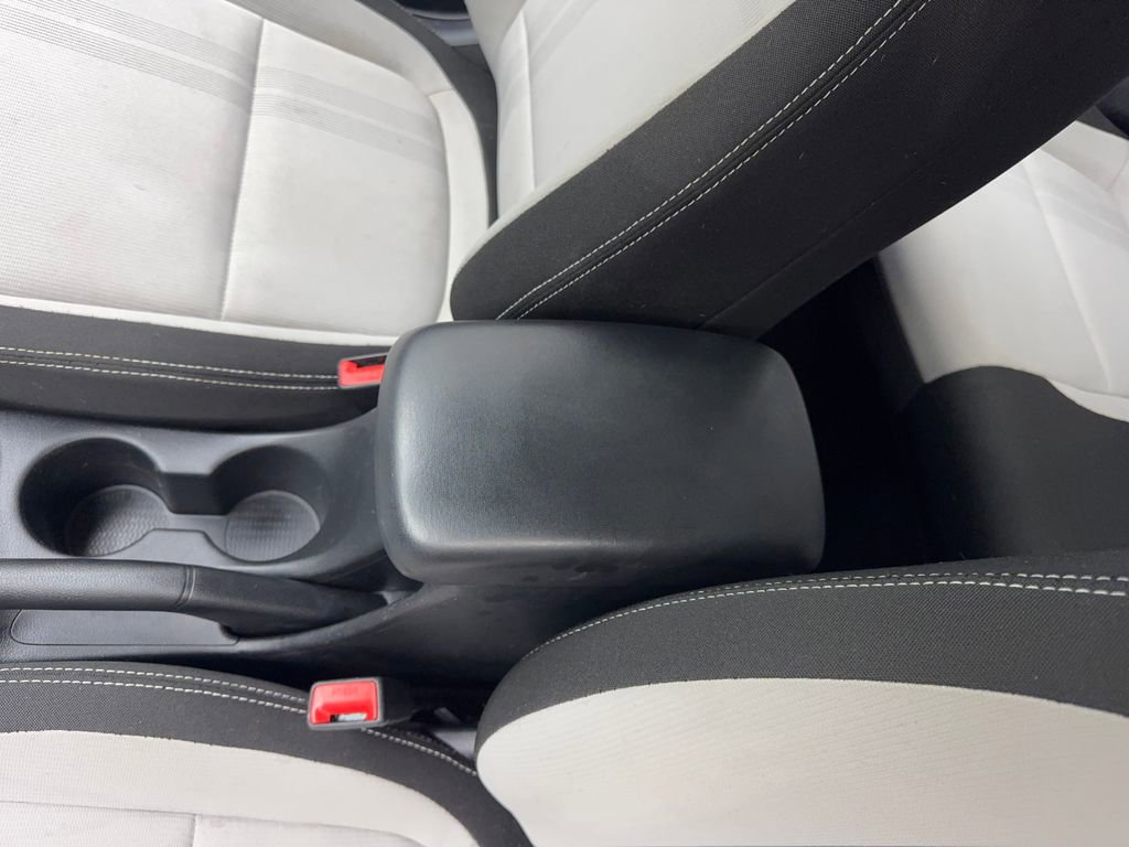 Used 2025 Hyundai Venue SEL image 66