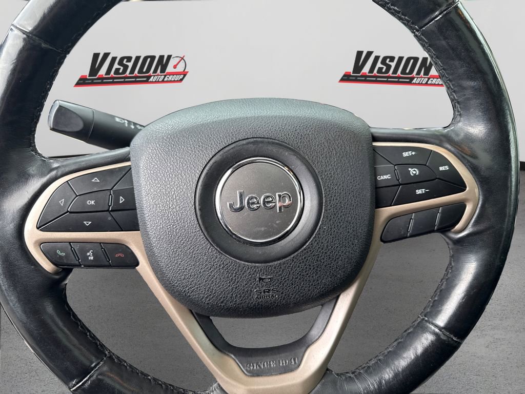 Used 2018 Jeep Cherokee Limited image 25