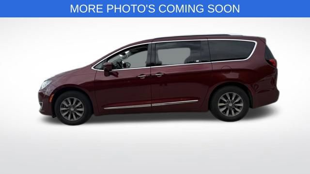 Used 2019 Chrysler Pacifica Touring-L Plus w/ Advanced Safetytec Group FWD image 7