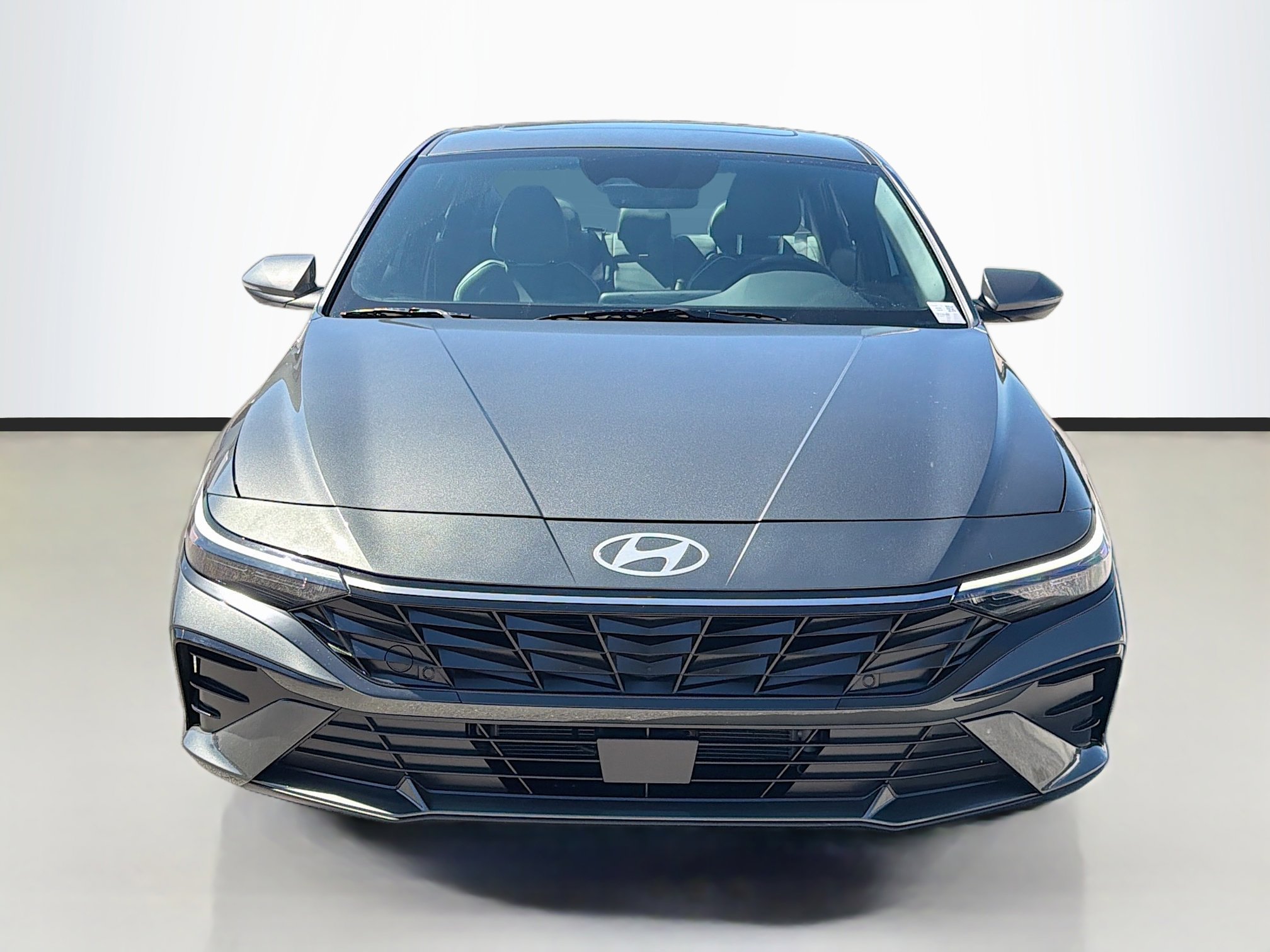 Used 2025 Hyundai Elantra Limited image 8