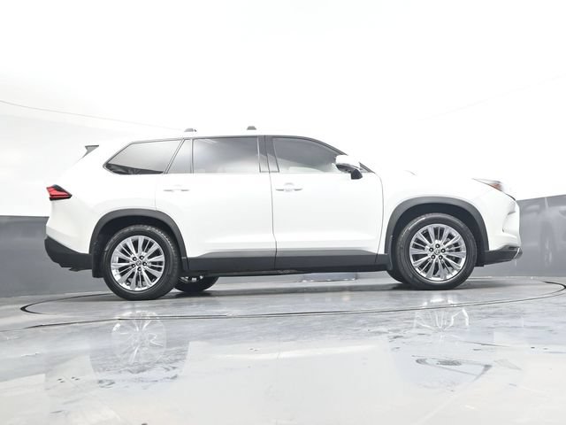 Used 2024 Toyota Grand Highlander AWD image 33