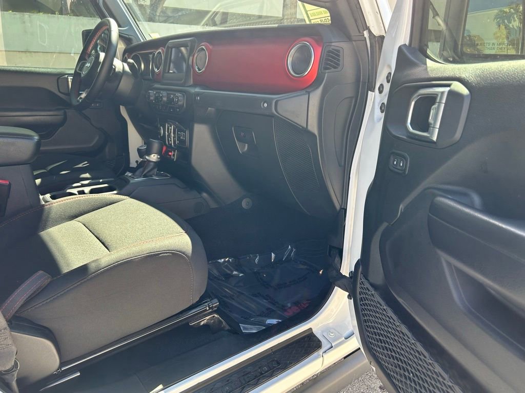 Used 2021 Jeep Gladiator Rubicon w/ Trailer Tow Package image 31