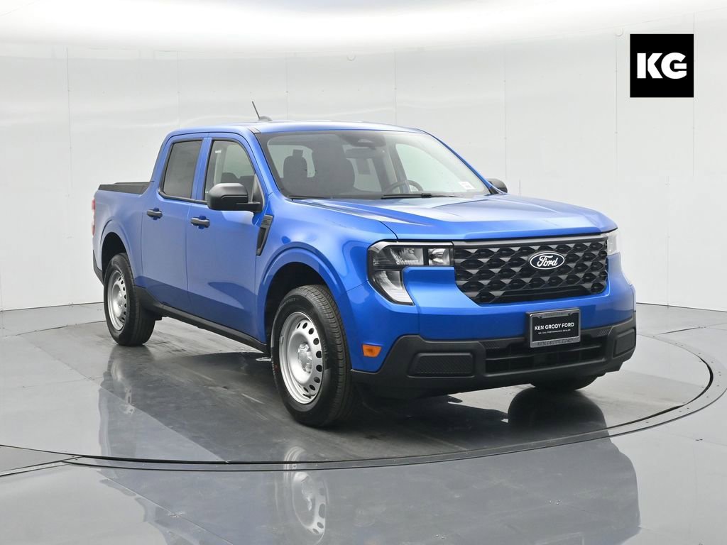 New 2025 Ford Maverick XL image 1