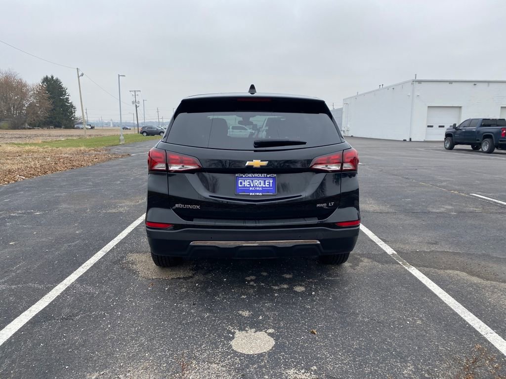 Used 2023 Chevrolet Equinox LT w/ Driver Convenience Package image 6