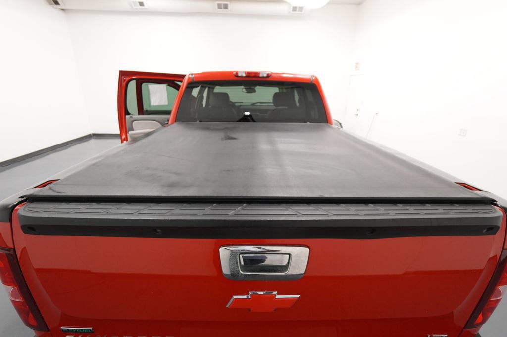 Used 2011 Chevrolet Silverado 1500 LTZ w/ Suspension Package, Off-Road AWD/4WD image 23
