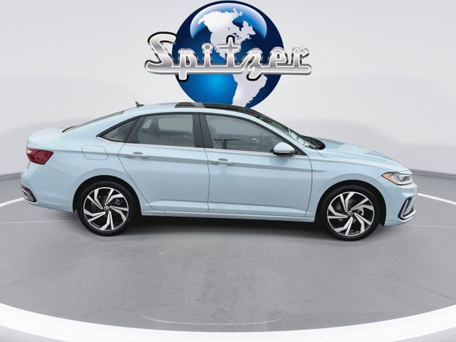 New 2026 Volkswagen Jetta SEL image 5