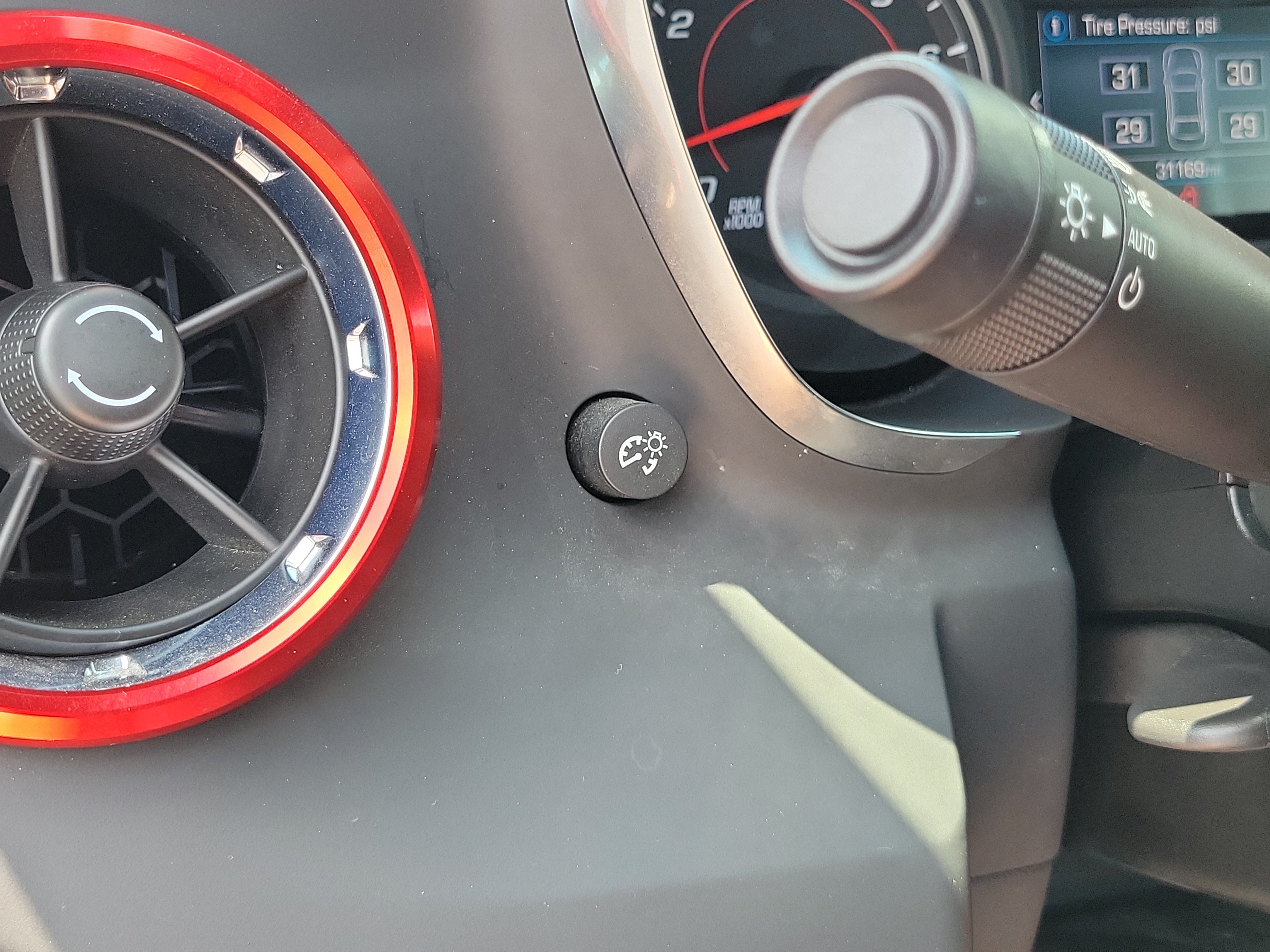 Used 2023 Chevrolet Camaro LT RWD image 16