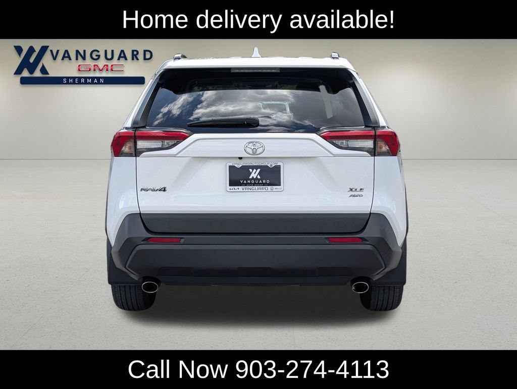 Used 2022 Toyota RAV4 XLE w/ Convenience Package AWD/4WD image 8