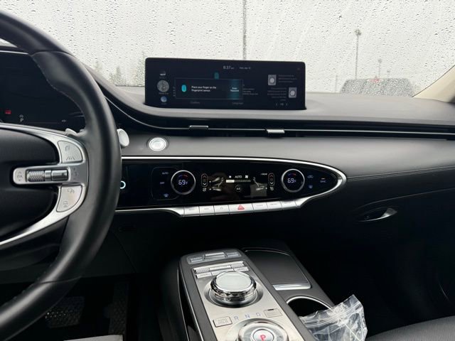 Used 2025 Genesis GV70 2.5T image 23