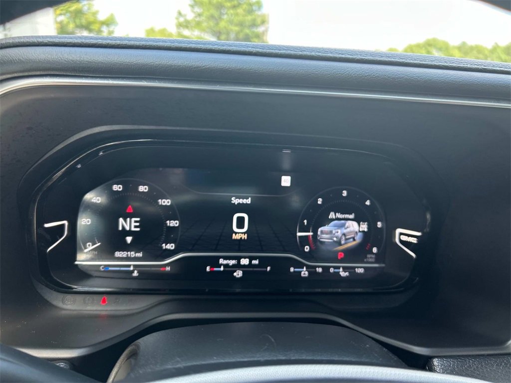 Used 2022 GMC Yukon XL Denali image 29