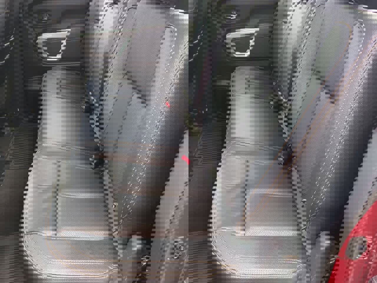 Used 2018 Nissan Titan SL image 20